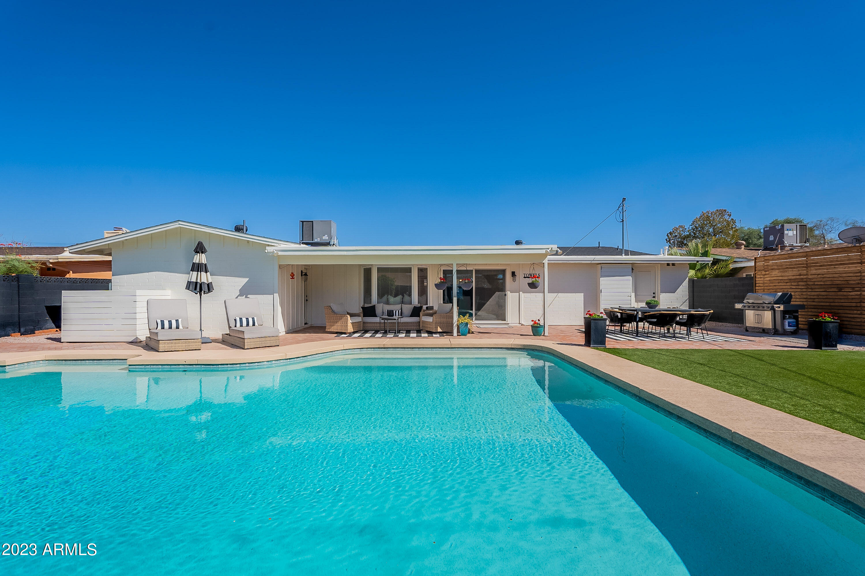 3038 N 81ST Place