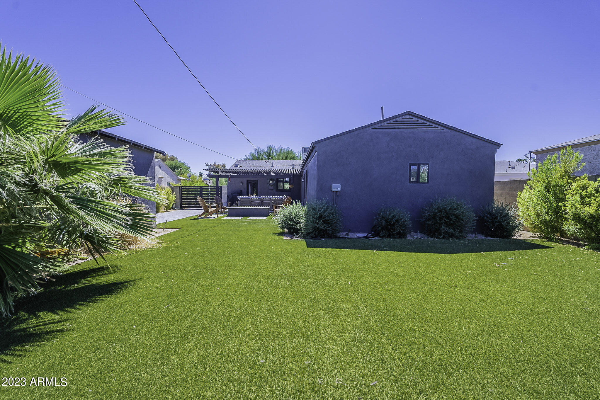 1116 W TURNEY Avenue