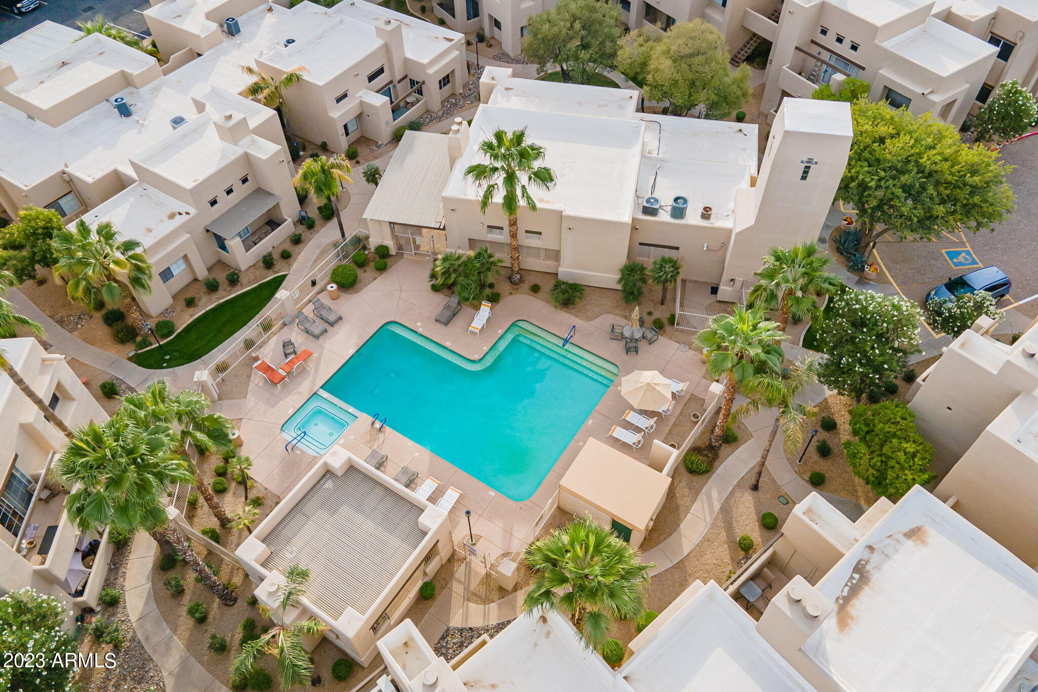 11333 N 92ND Street Unit: 1071