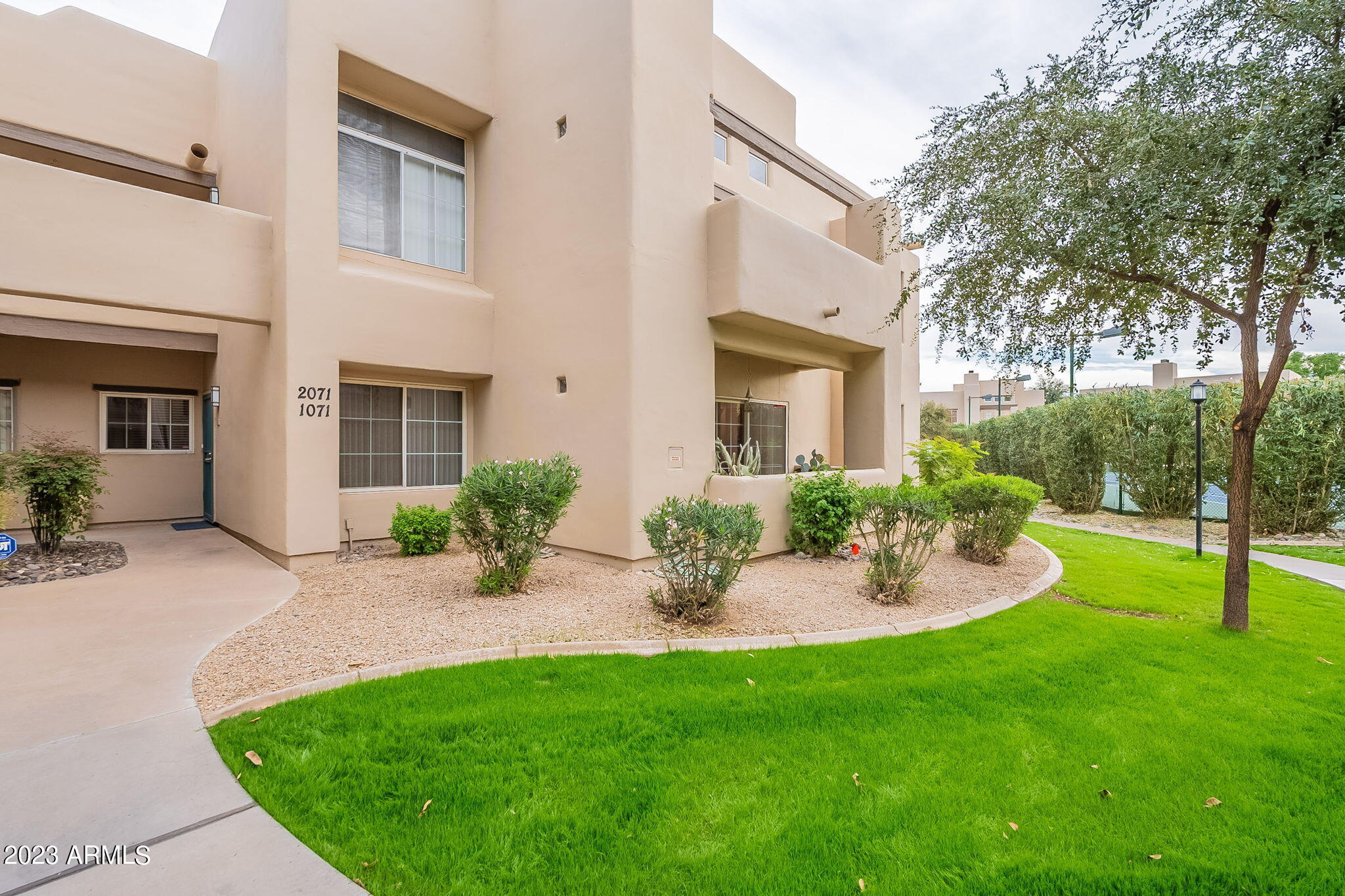 11333 N 92ND Street Unit: 1071