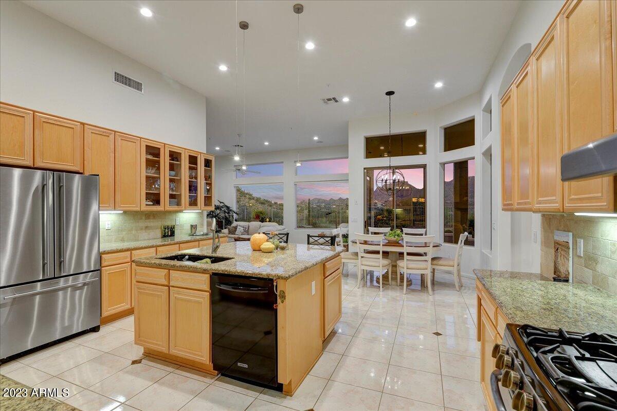 11555 E Buckskin Trail