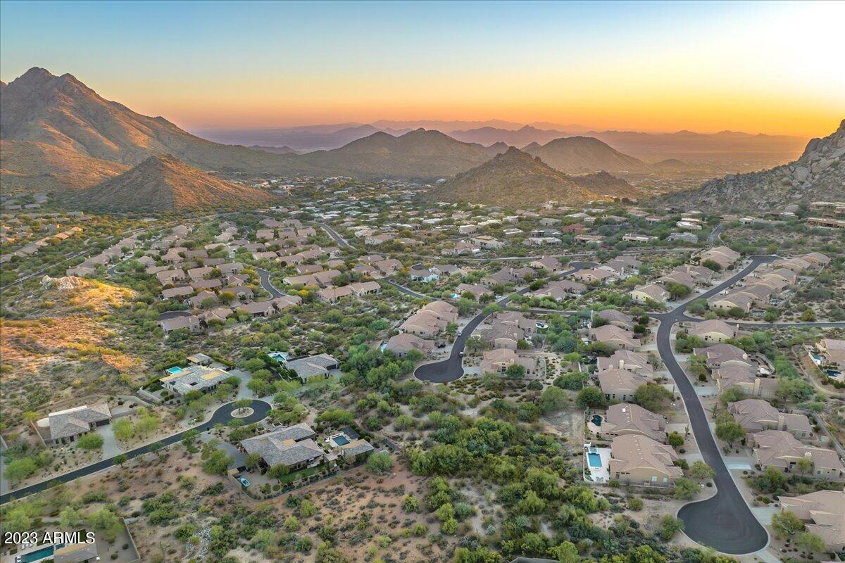 11555 E Buckskin Trail