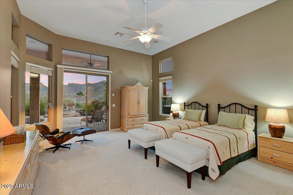 11555 E Buckskin Trail
