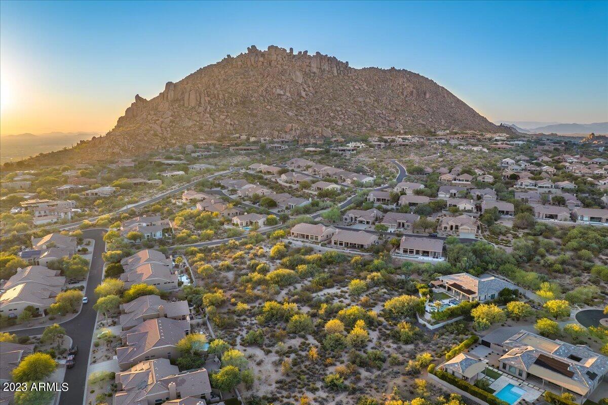 11555 E Buckskin Trail