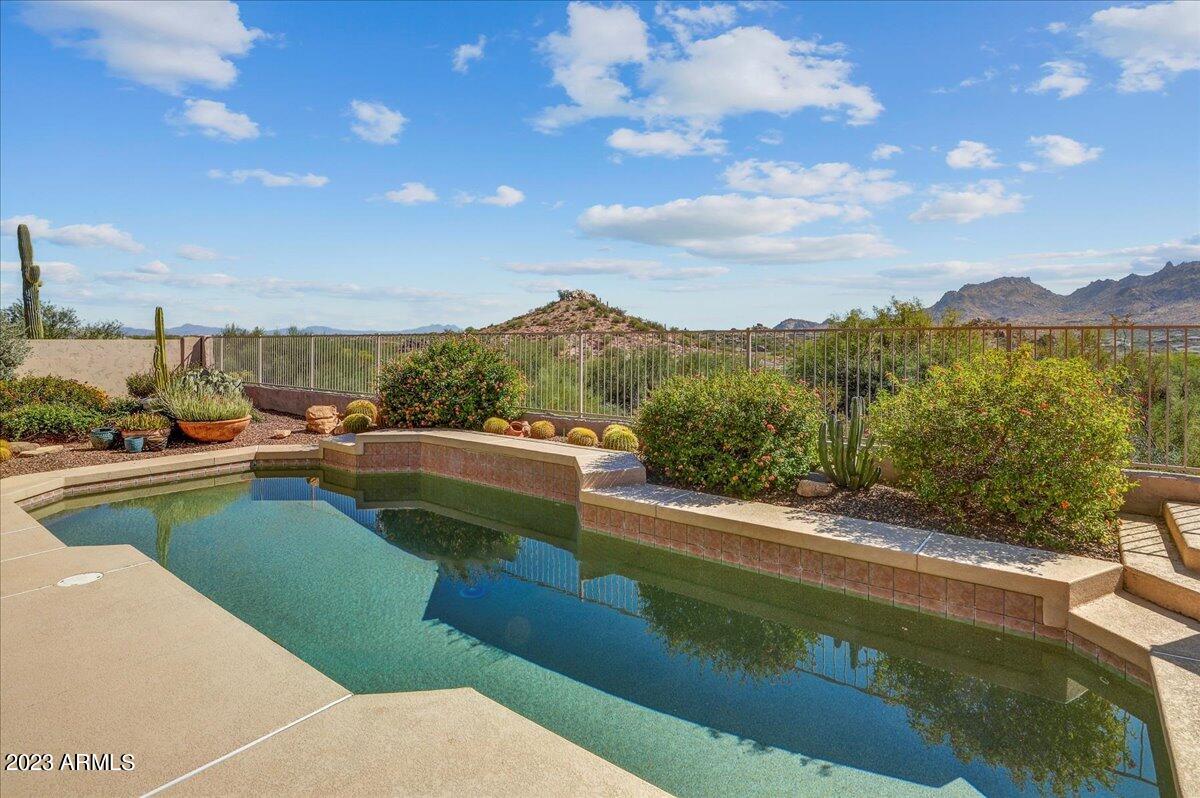 11555 E Buckskin Trail