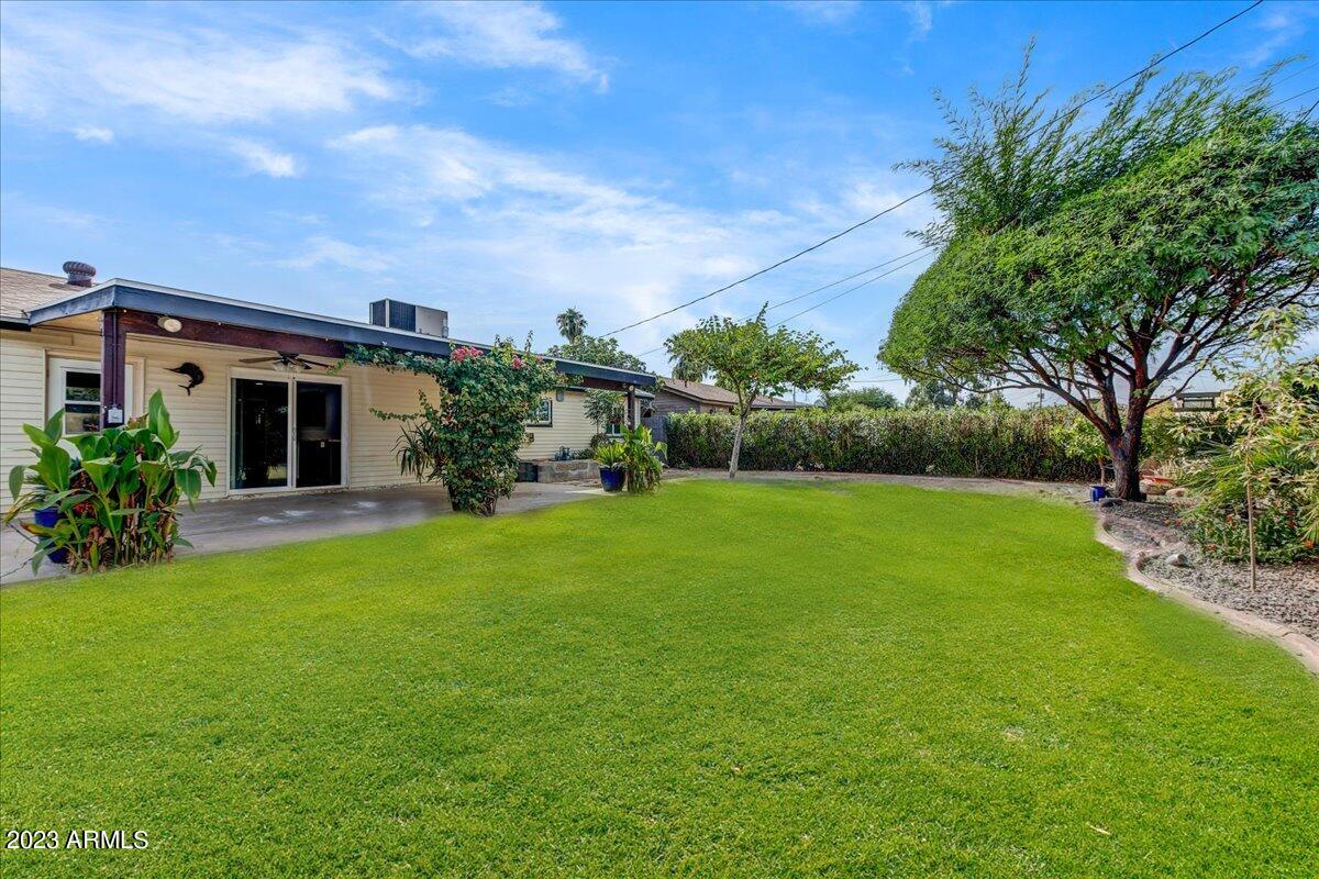 7736 E CATALINA Drive