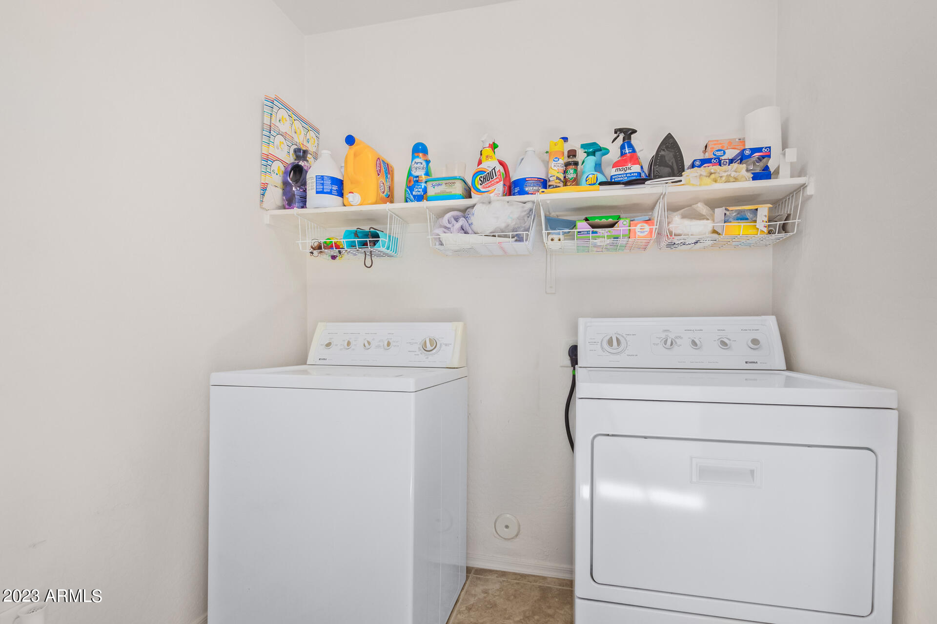 5166 W BELMONT Avenue