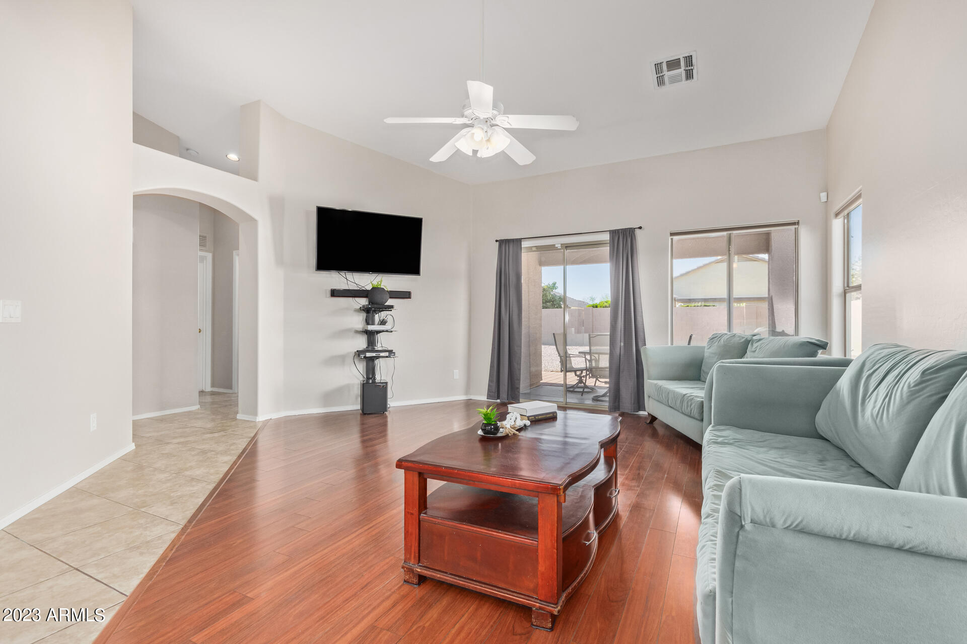5166 W BELMONT Avenue