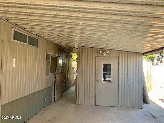 3438 E BEVERLY Lane
