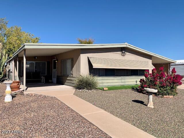 3438 E BEVERLY Lane
