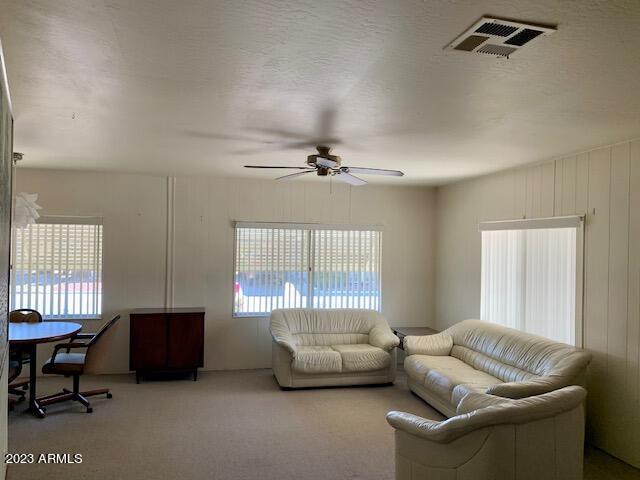 3438 E BEVERLY Lane