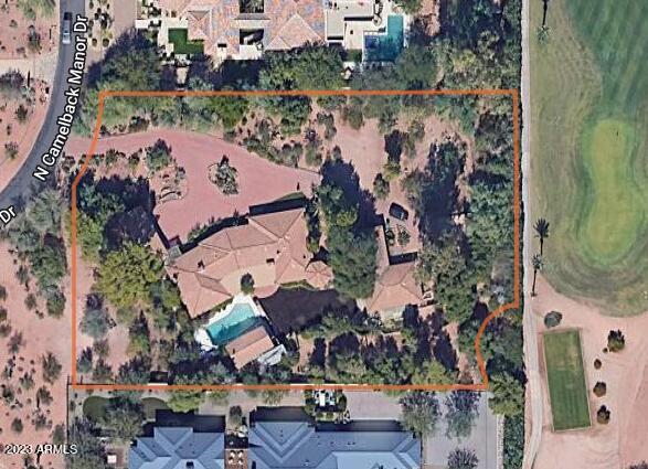 6115 N Camelback Manor Drive Unit: 18