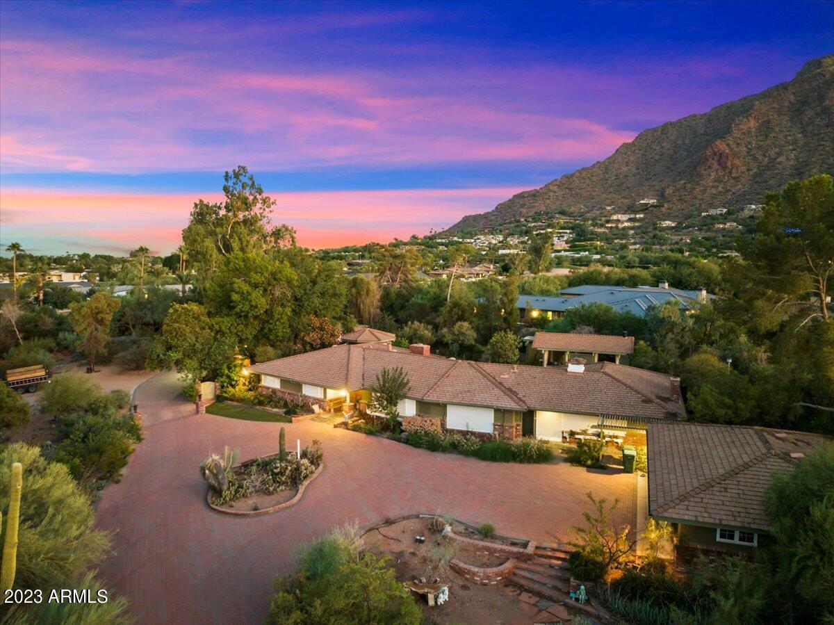6115 N Camelback Manor Drive Unit: 18