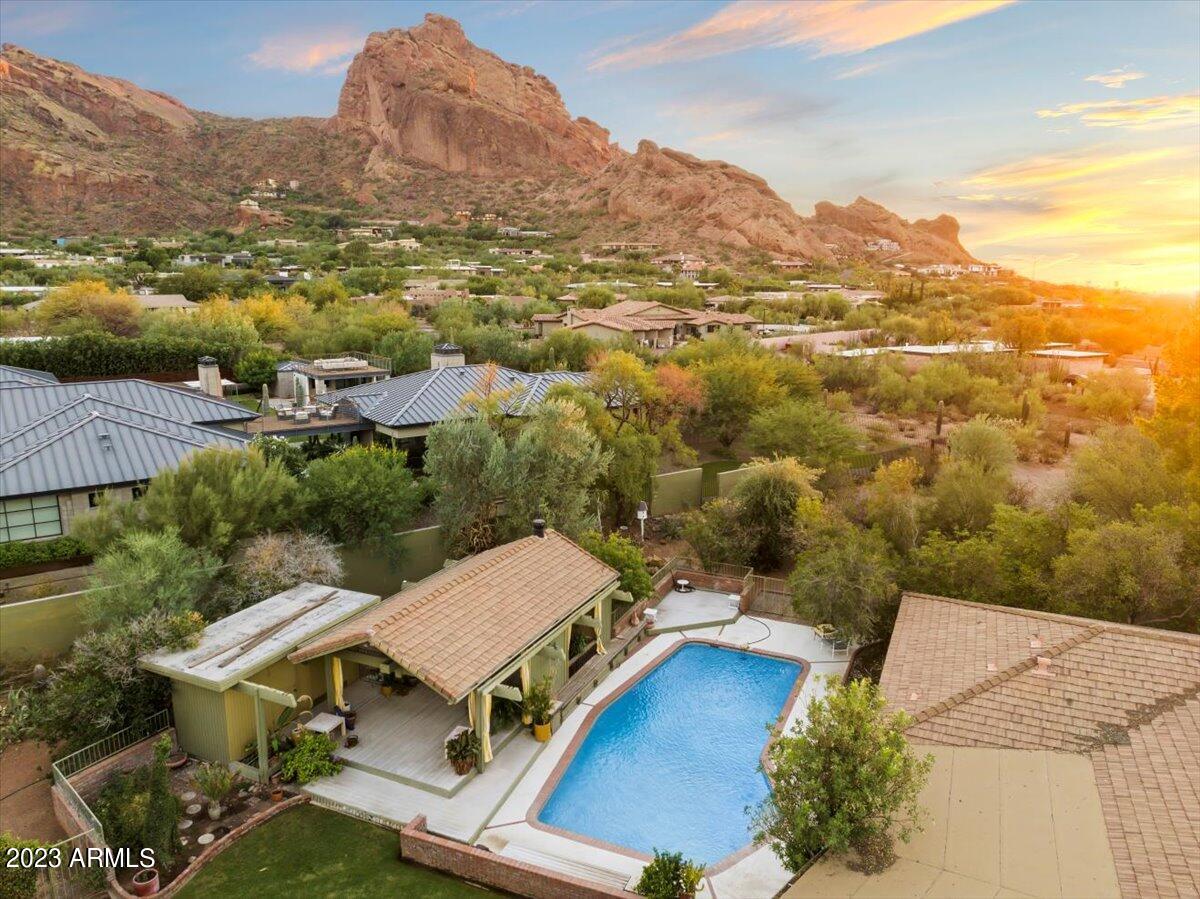 6115 N Camelback Manor Drive Unit: 18