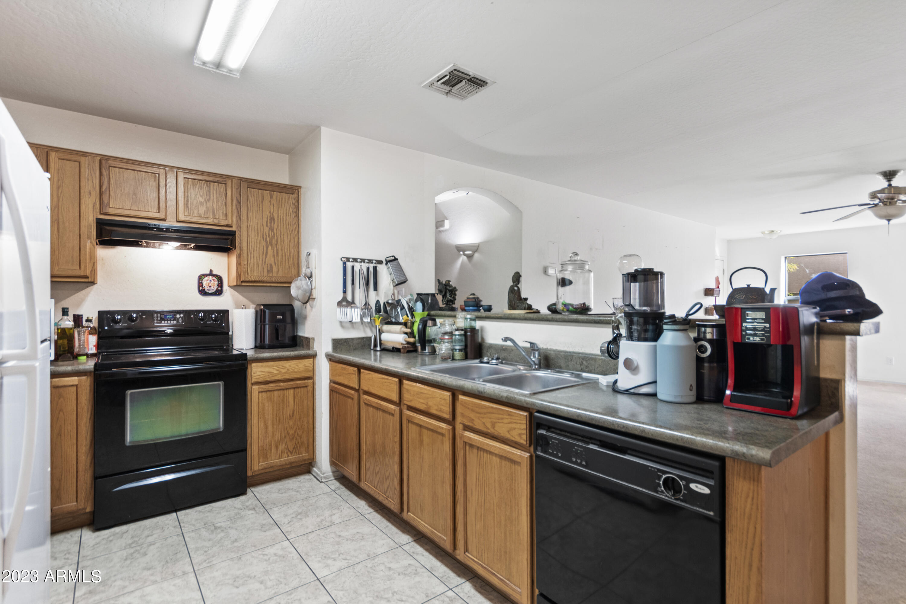 23697 W LA SALLE Street