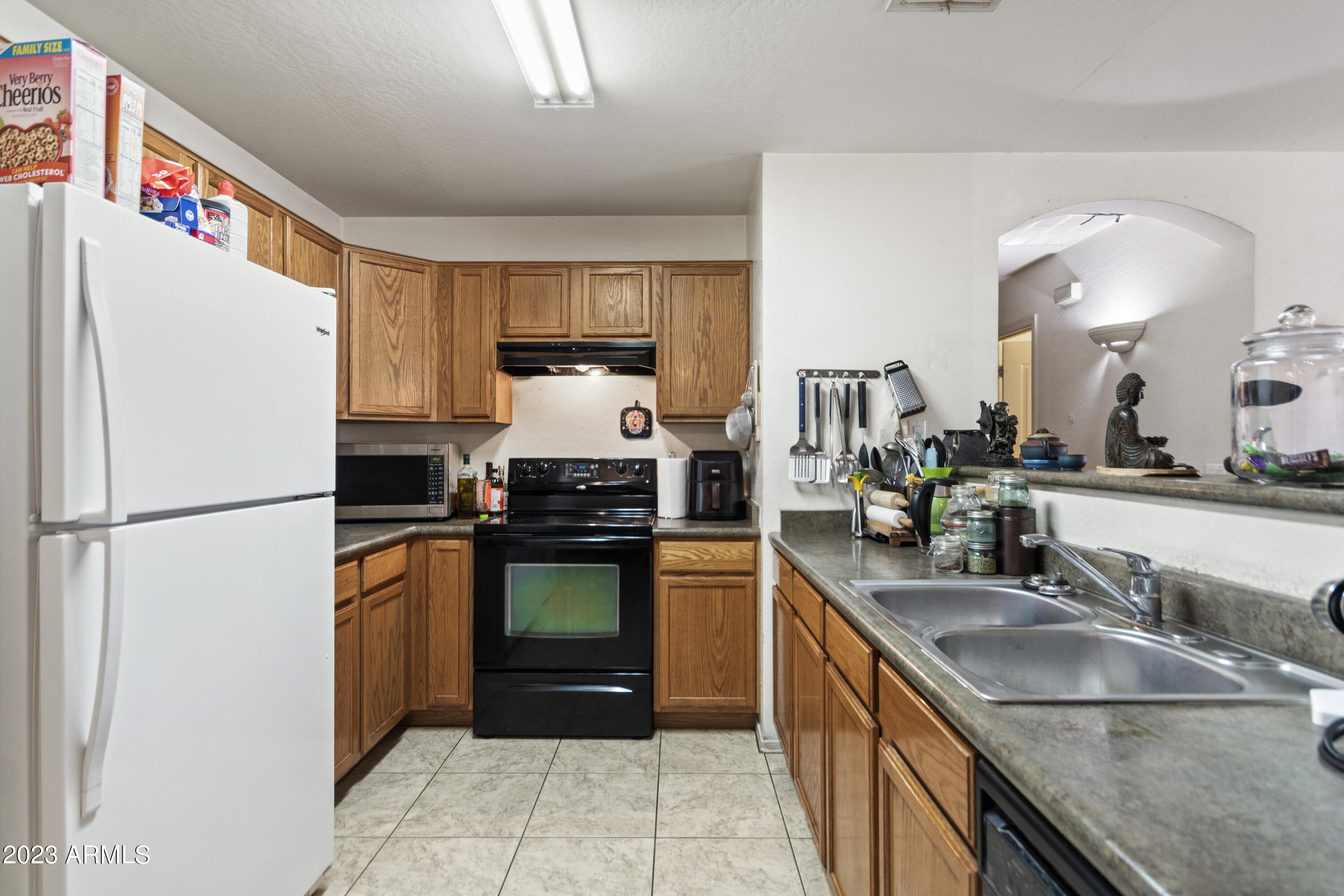 23697 W LA SALLE Street