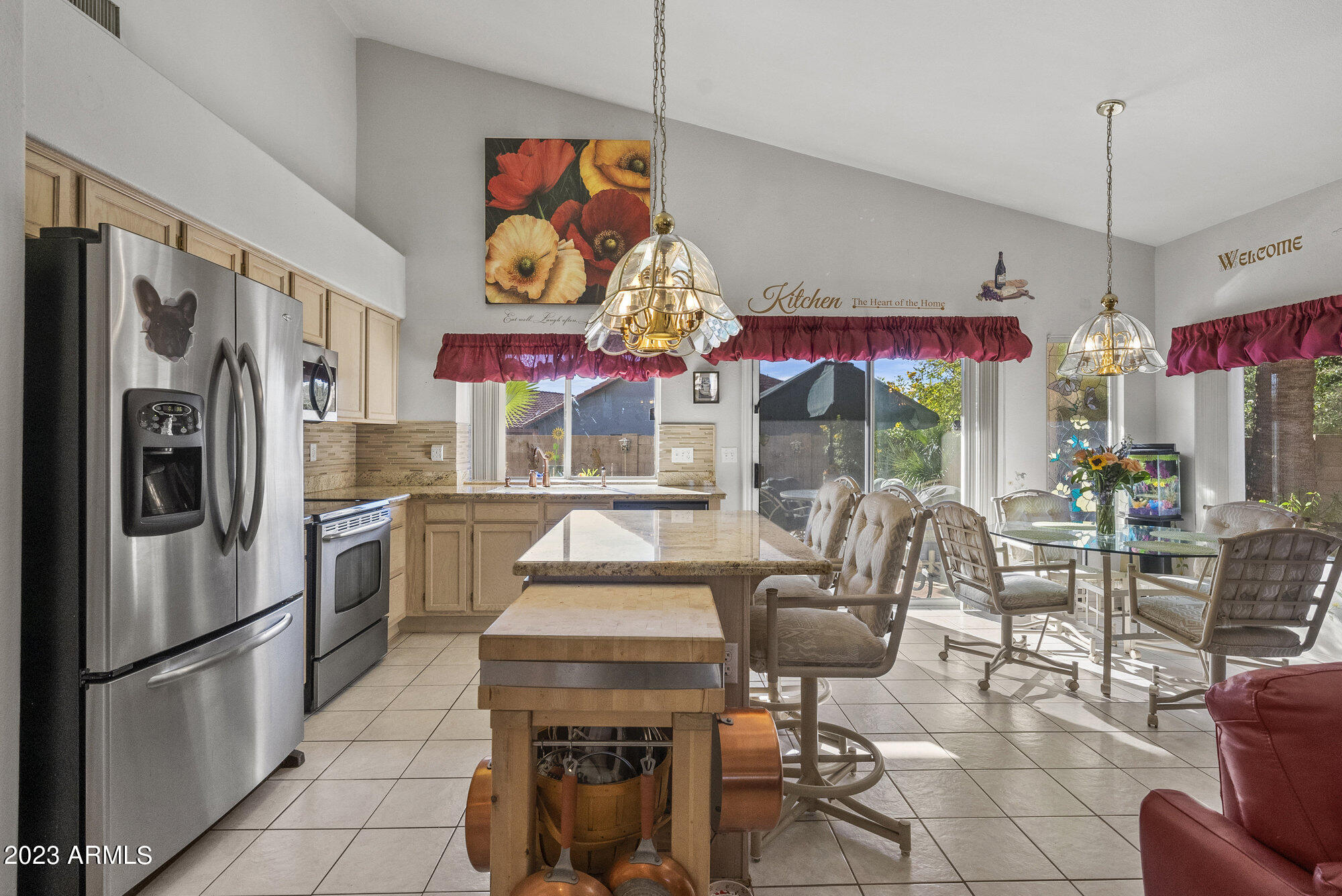 4627 E BIGHORN Avenue