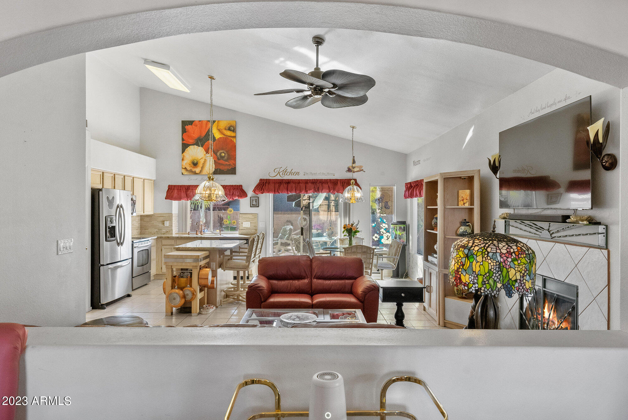 4627 E BIGHORN Avenue