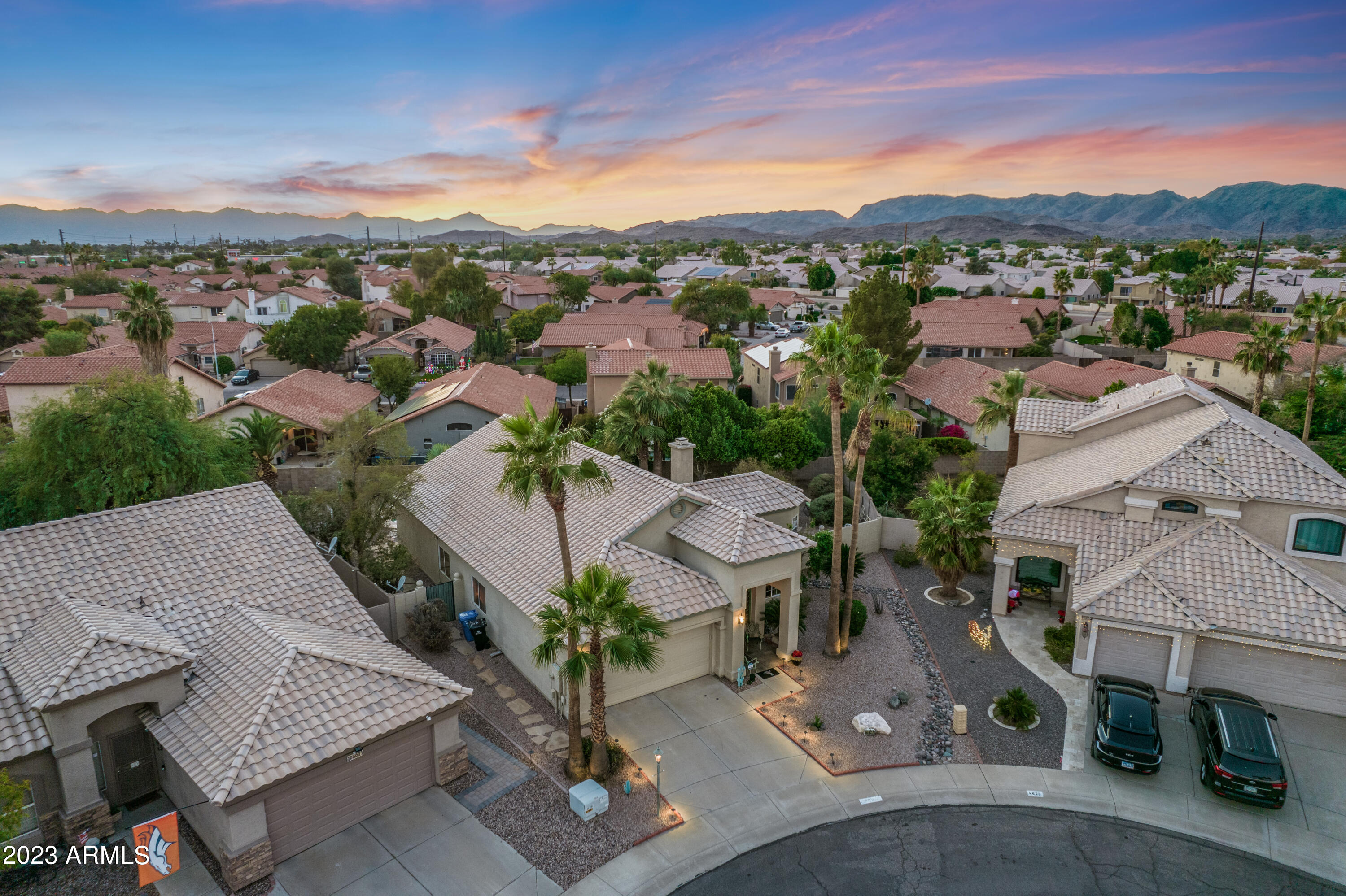 4627 E BIGHORN Avenue