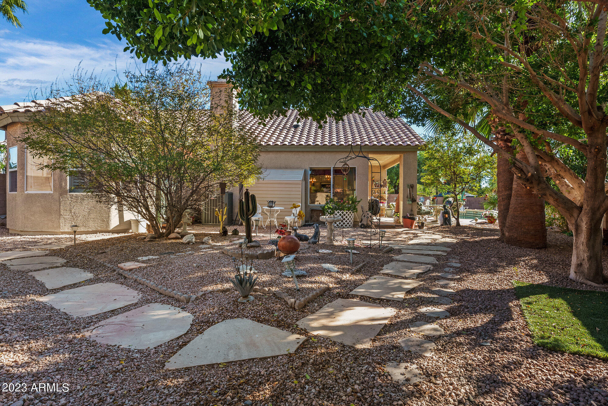 4627 E BIGHORN Avenue