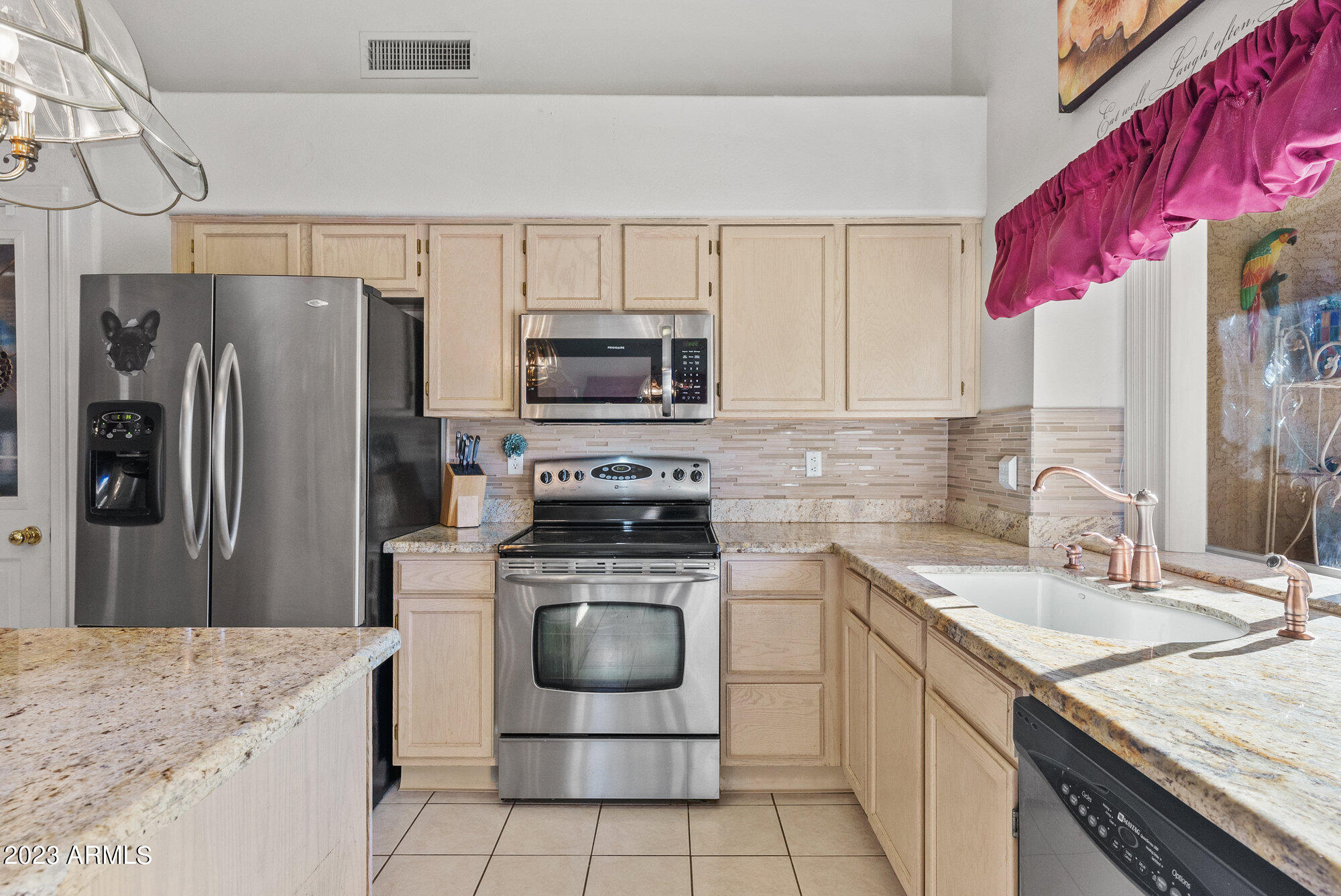 4627 E BIGHORN Avenue