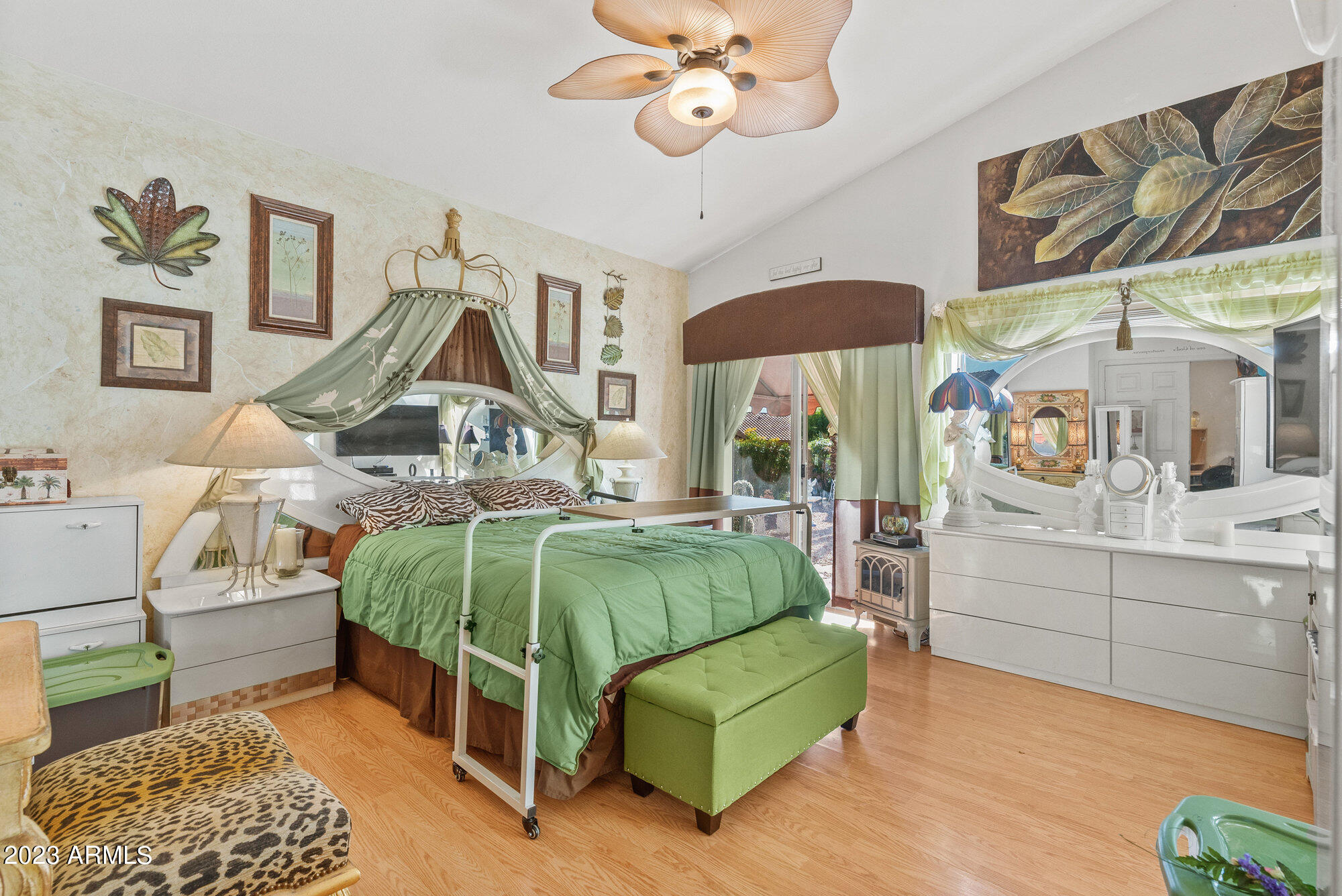 4627 E BIGHORN Avenue