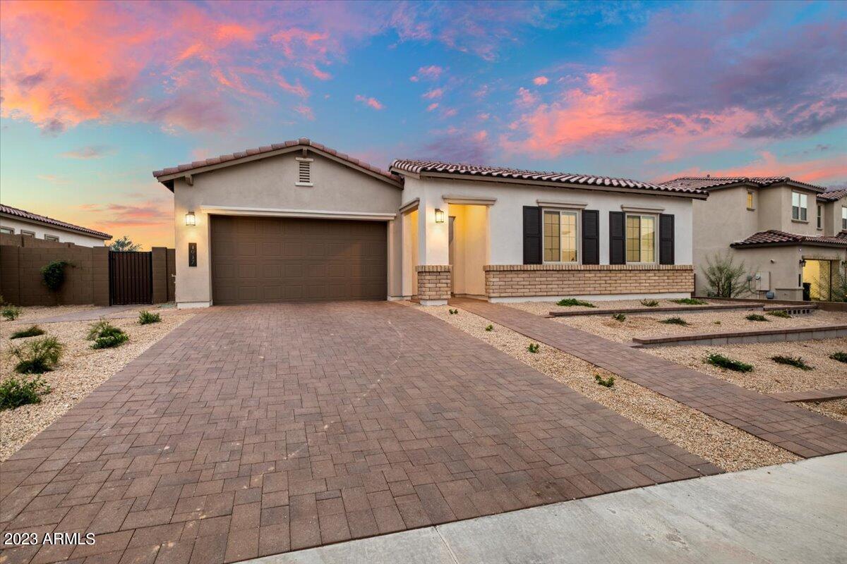 1917 E Villa Linda Drive