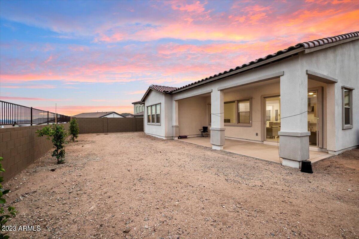 1917 E Villa Linda Drive