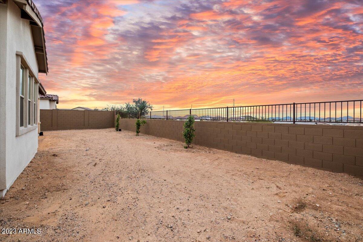 1917 E Villa Linda Drive