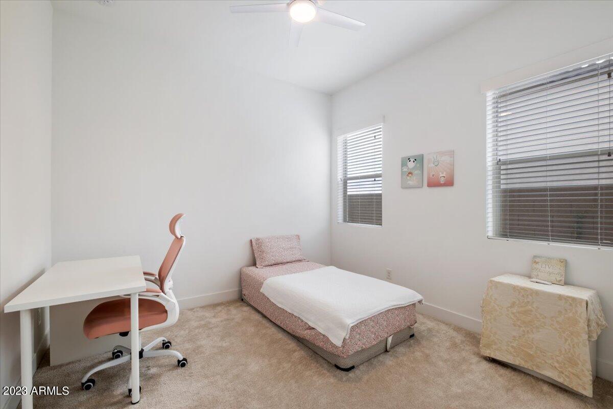 1917 E Villa Linda Drive