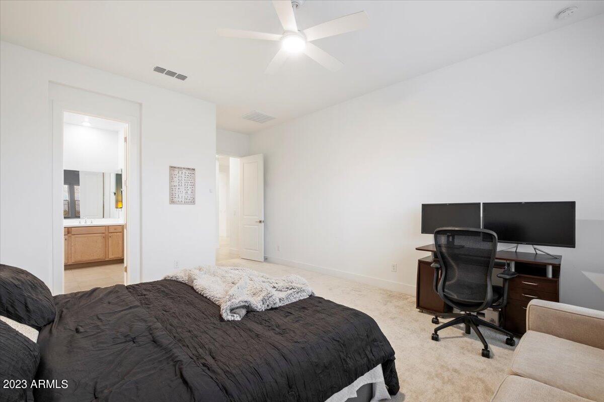 1917 E Villa Linda Drive