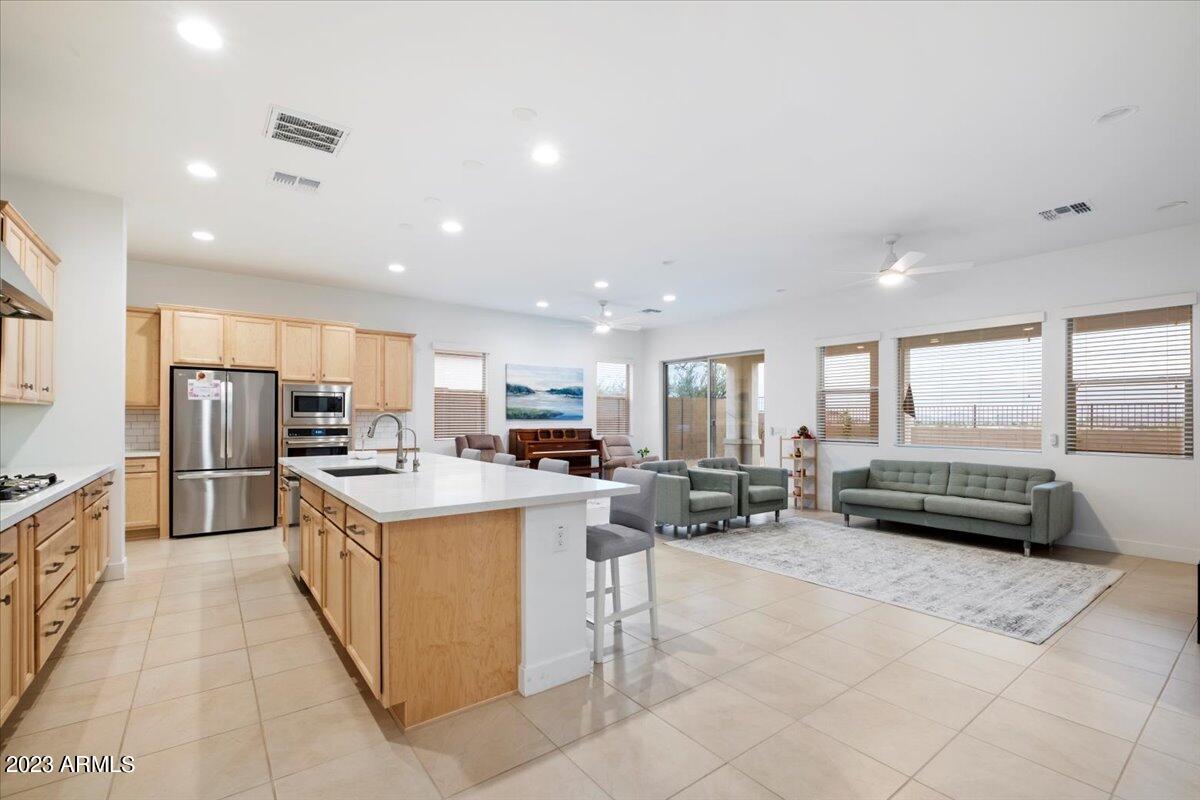 1917 E Villa Linda Drive