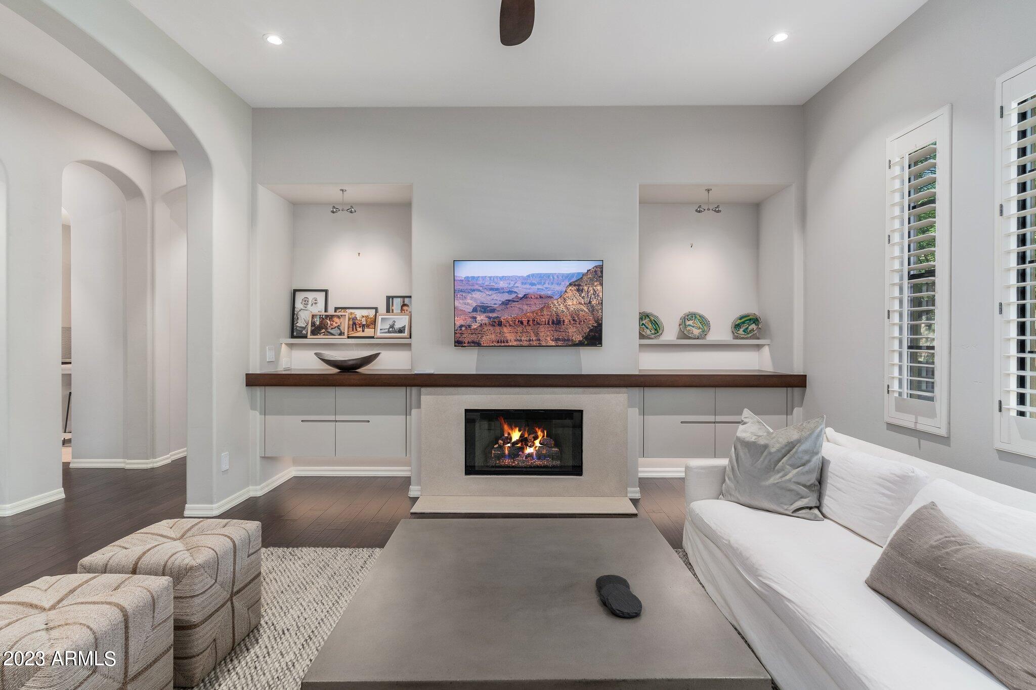 20704 N 90TH Place Unit: 1070