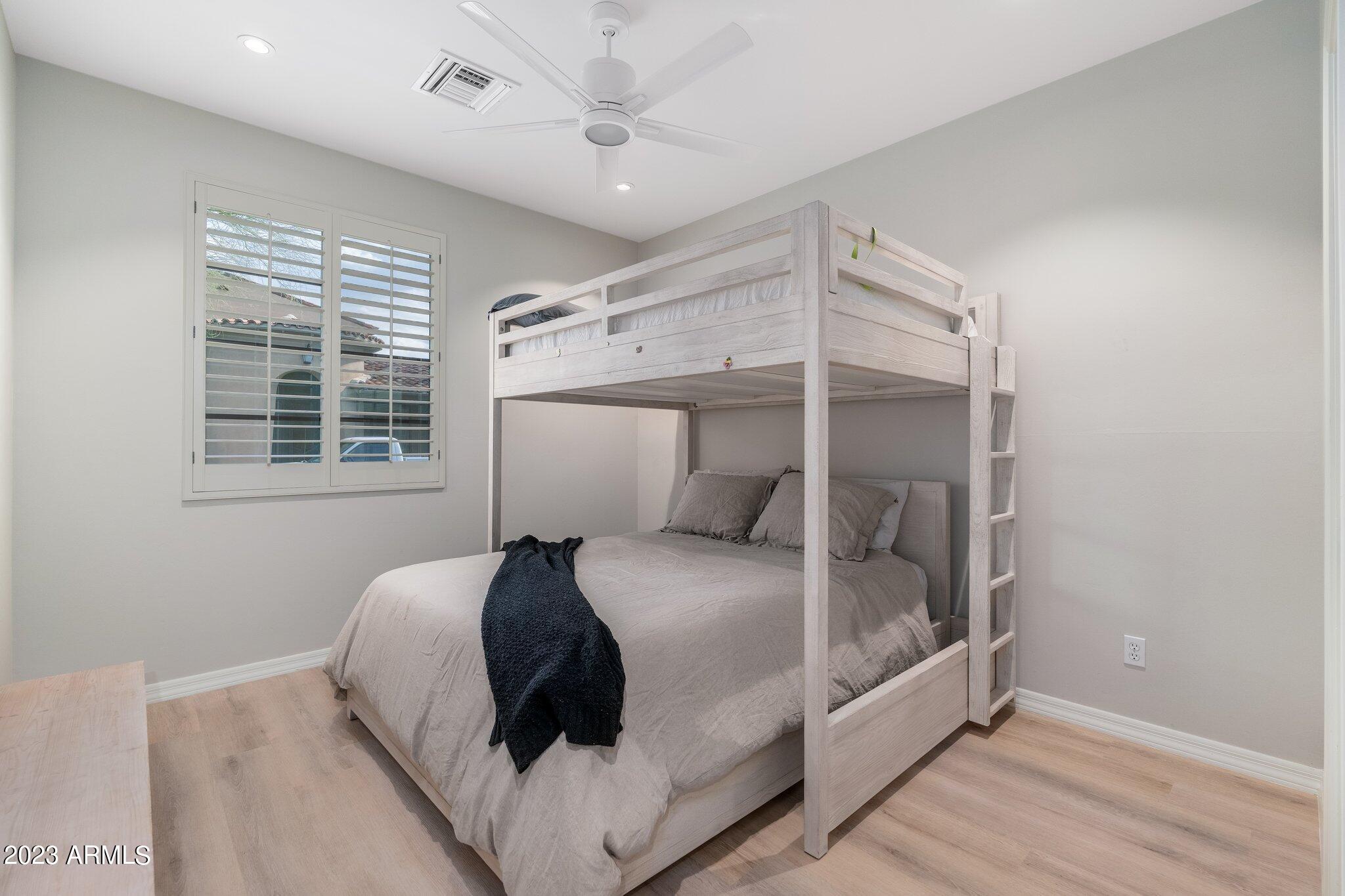 20704 N 90TH Place Unit: 1070