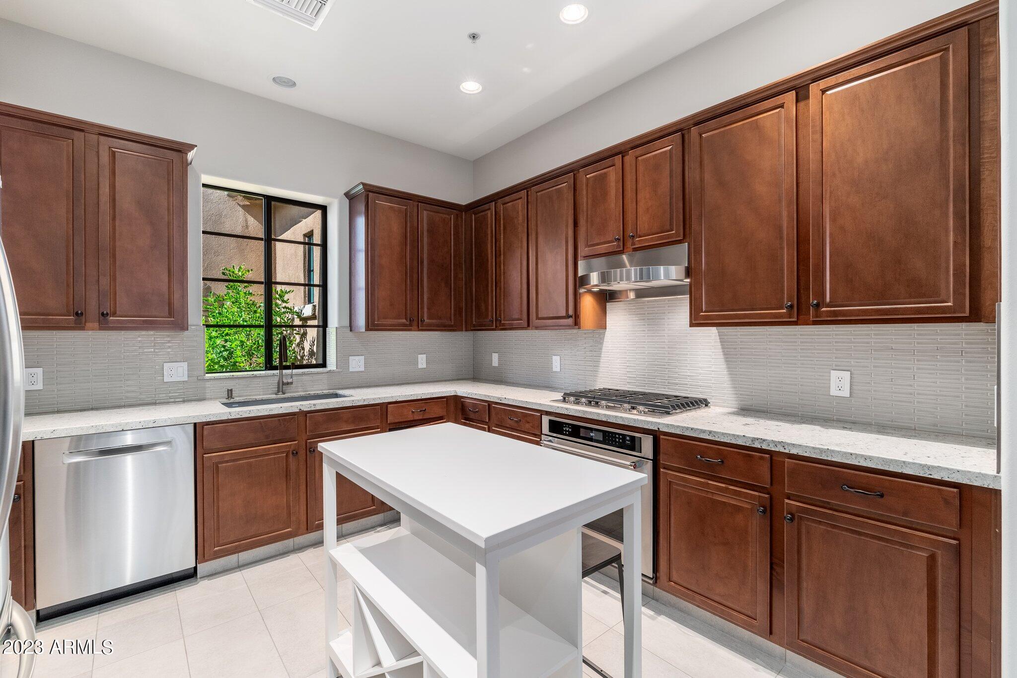 20704 N 90TH Place Unit: 1070