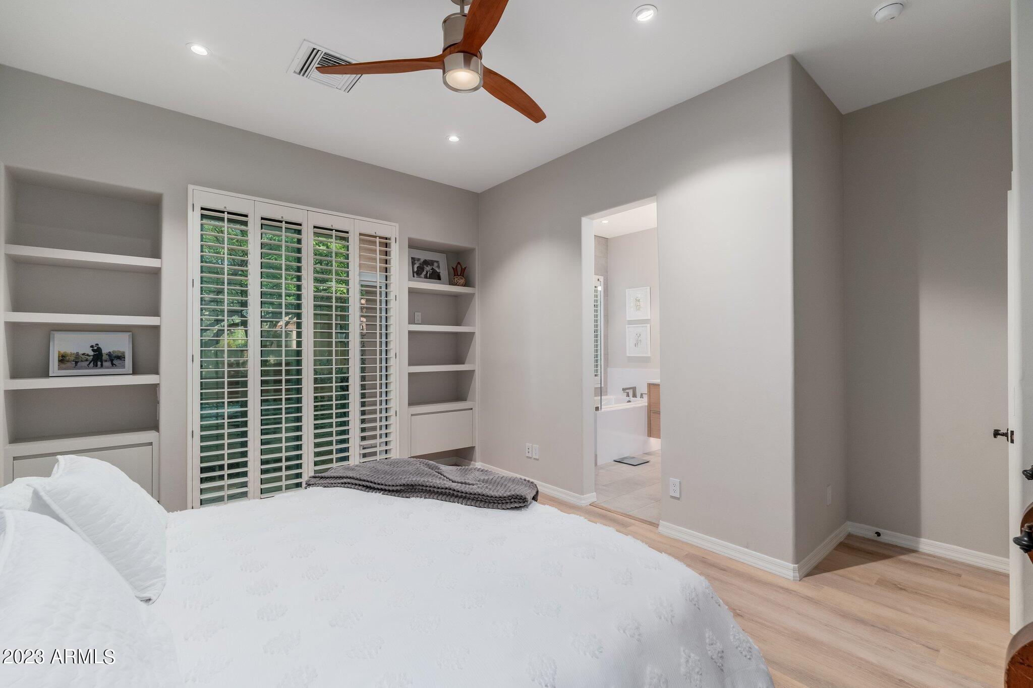 20704 N 90TH Place Unit: 1070