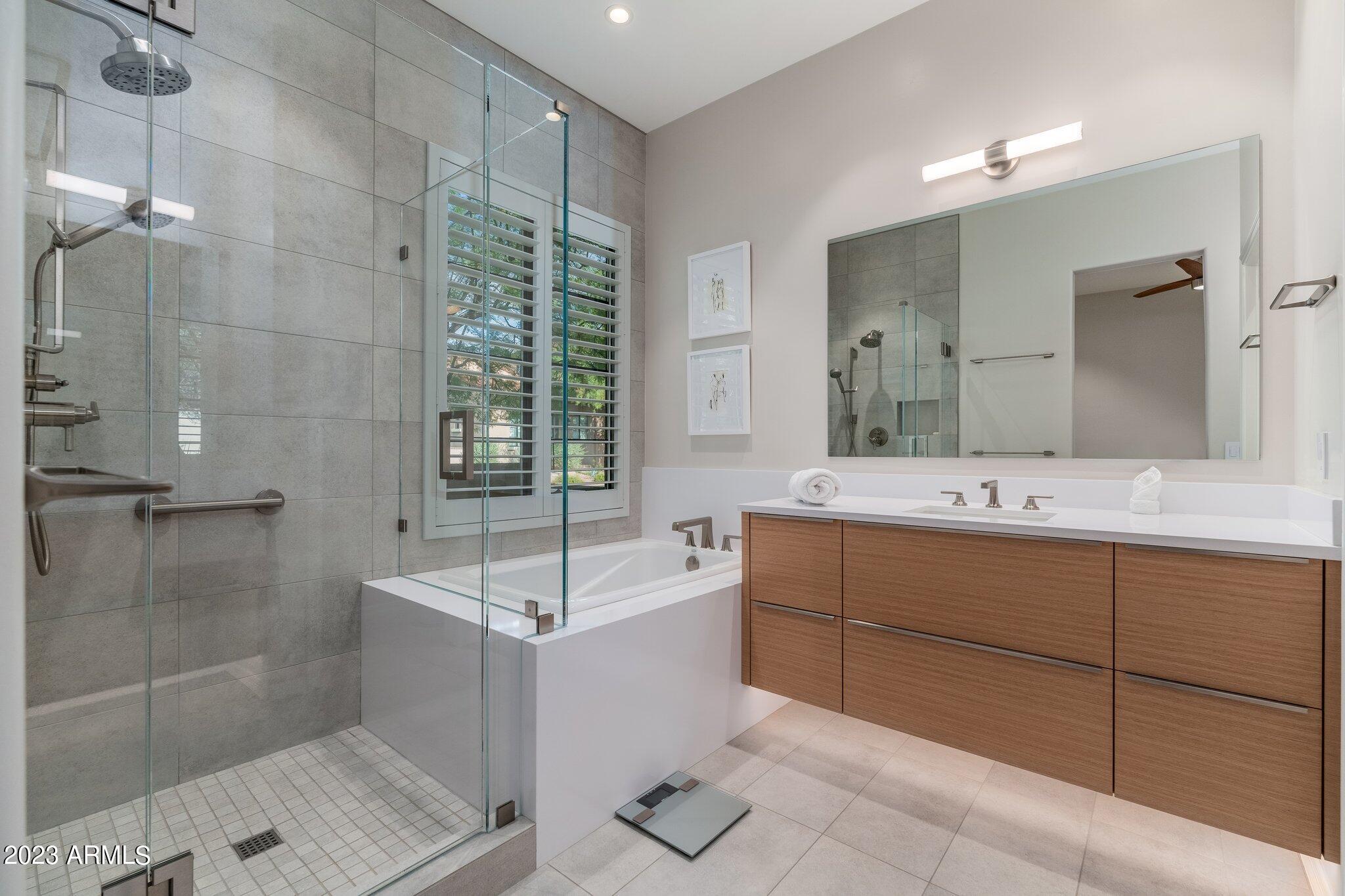 20704 N 90TH Place Unit: 1070