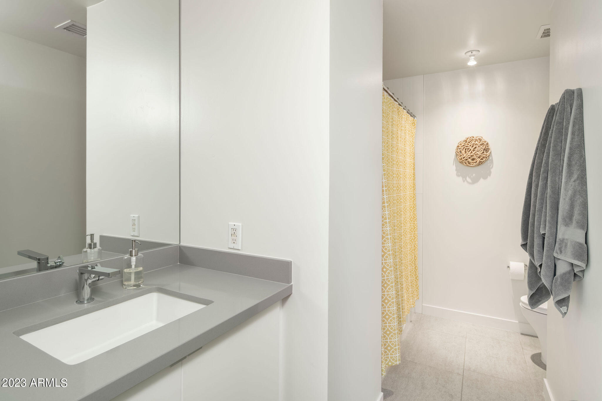 777 W Roosevelt Street Unit: 10