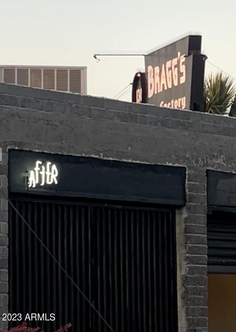 777 W Roosevelt Street Unit: 10