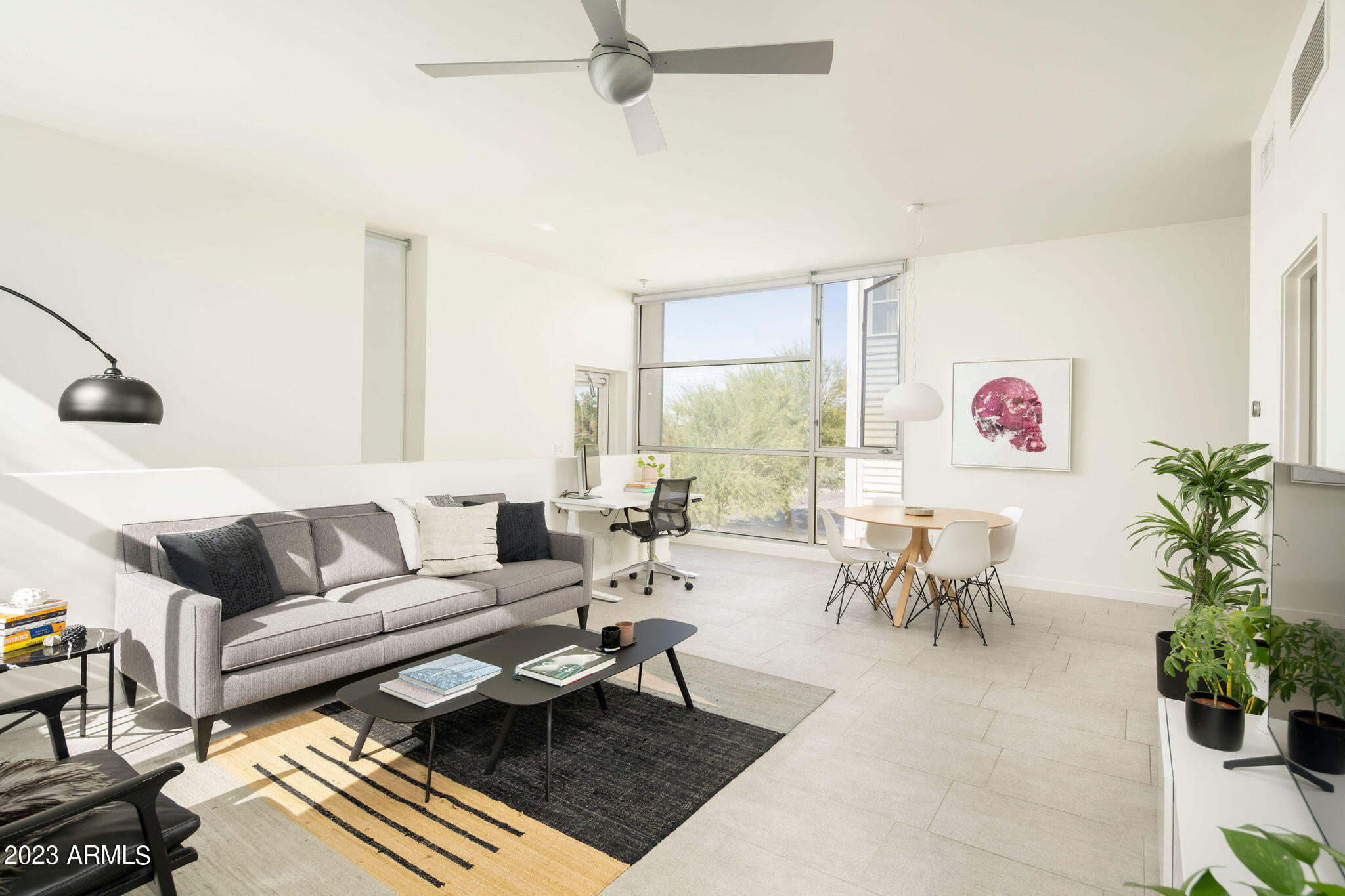 777 W Roosevelt Street Unit: 10