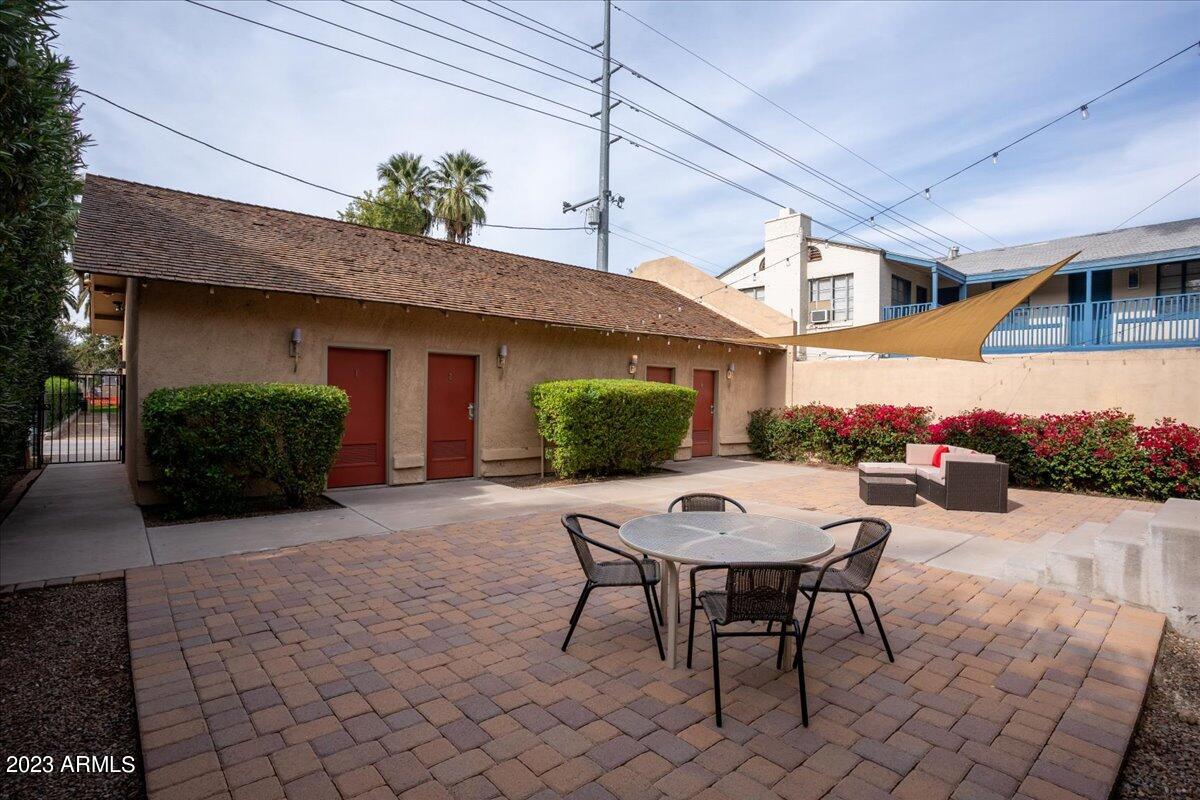 830 N 2ND Avenue Unit: 1
