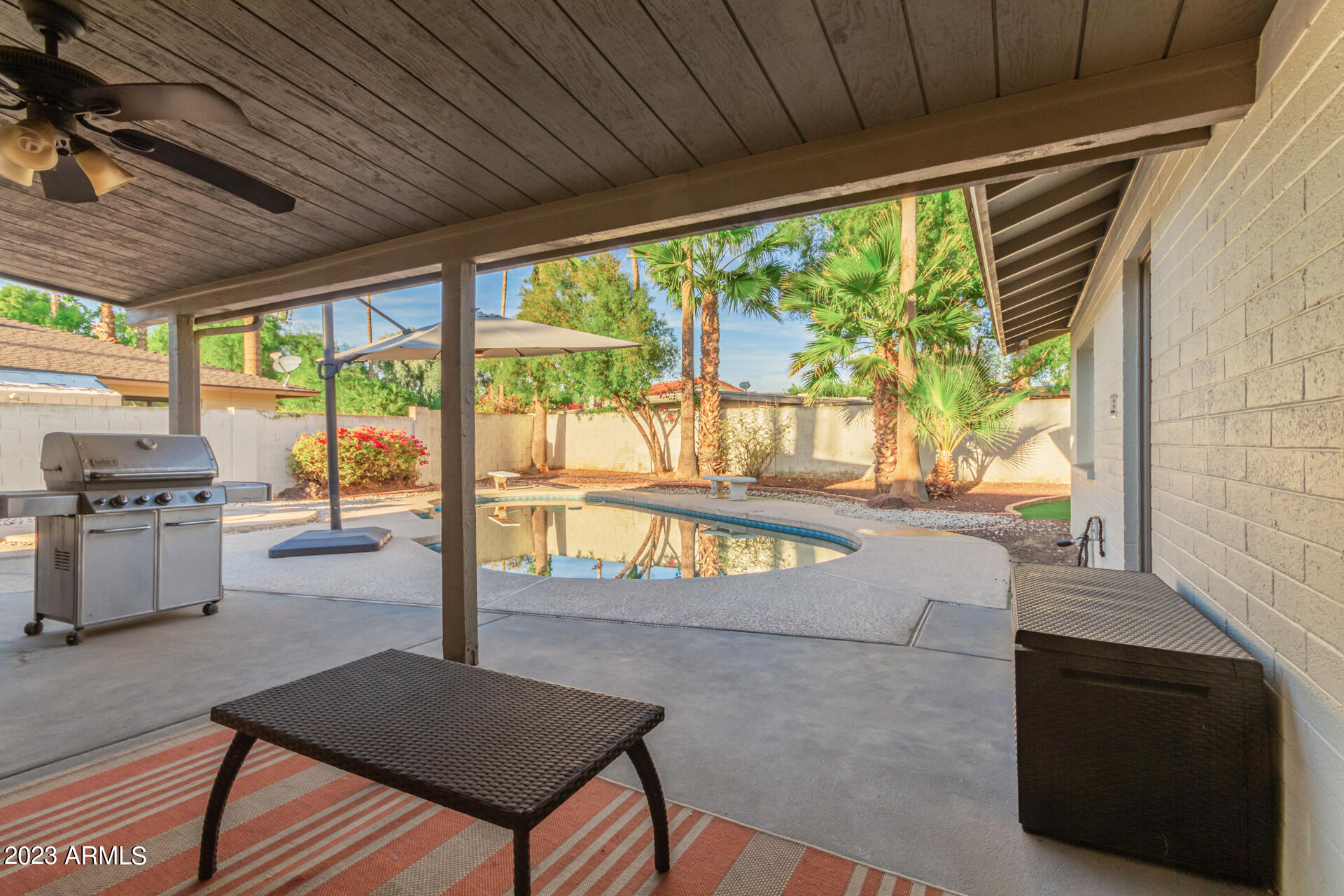 8312 E Via De Las Flores --