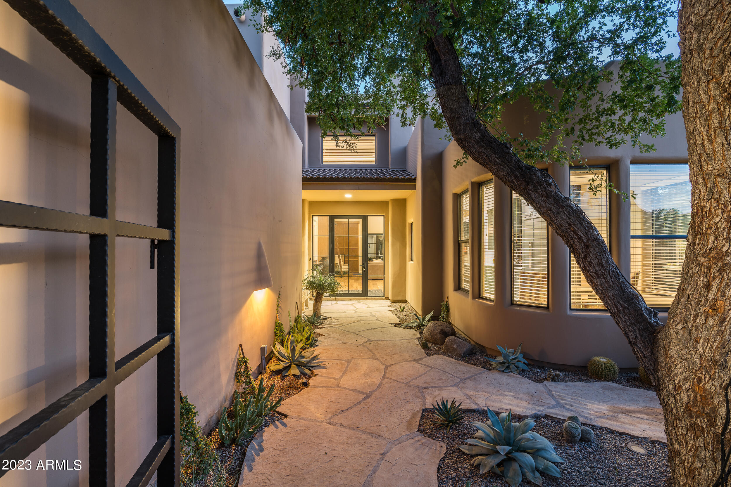 6711 E CAMELBACK Road Unit: 41