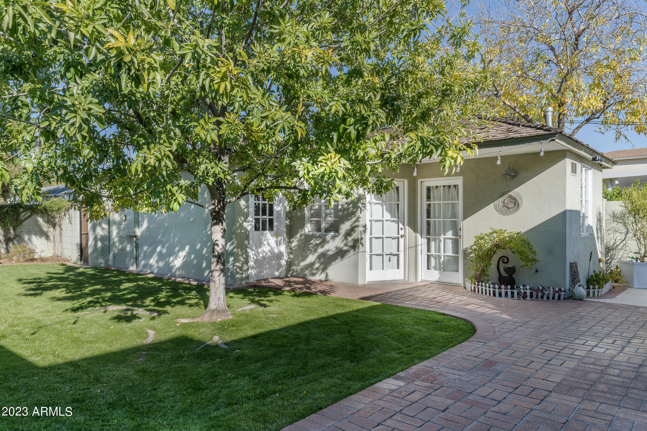 526 W VIRGINIA Avenue