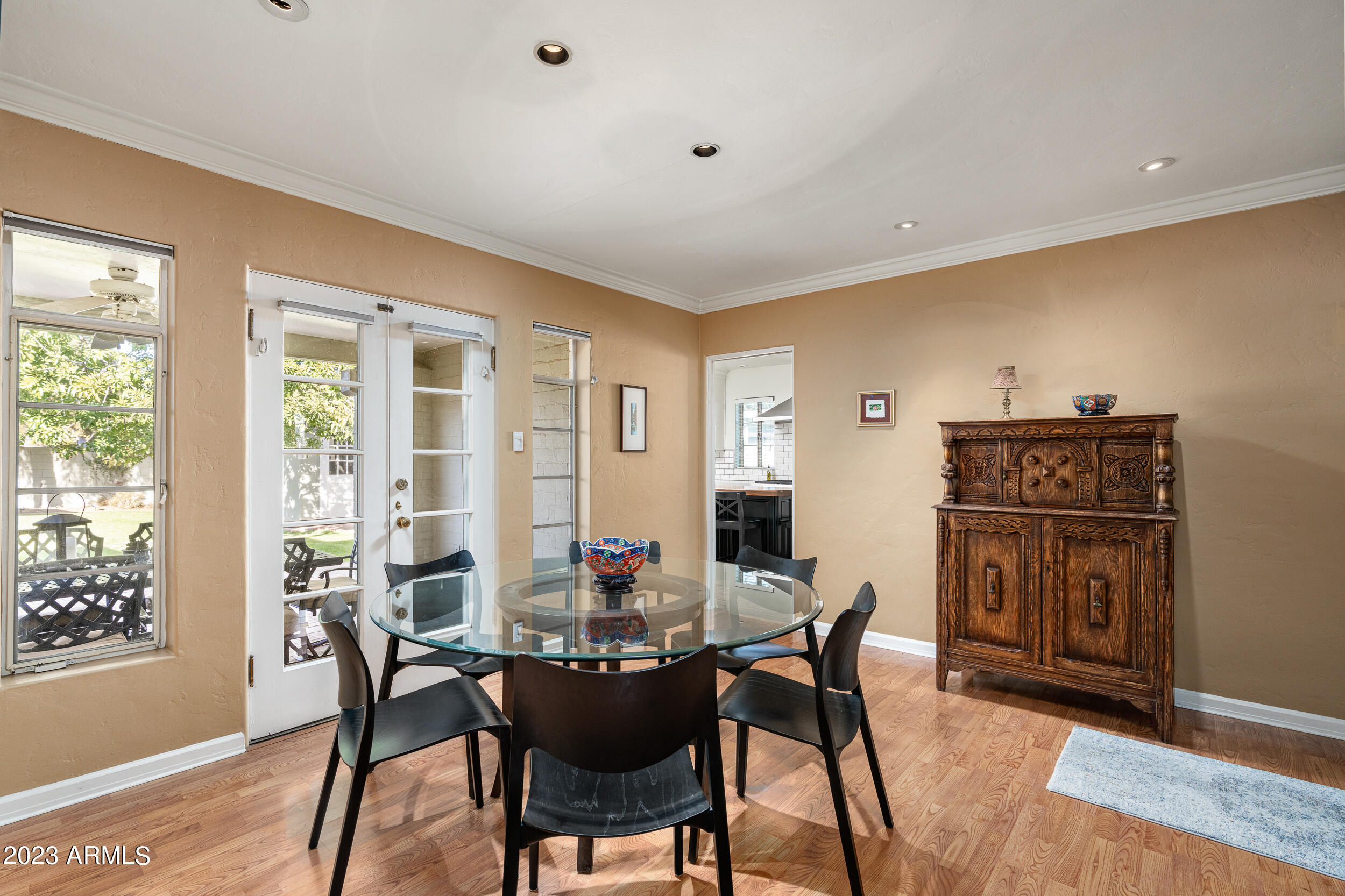 526 W VIRGINIA Avenue