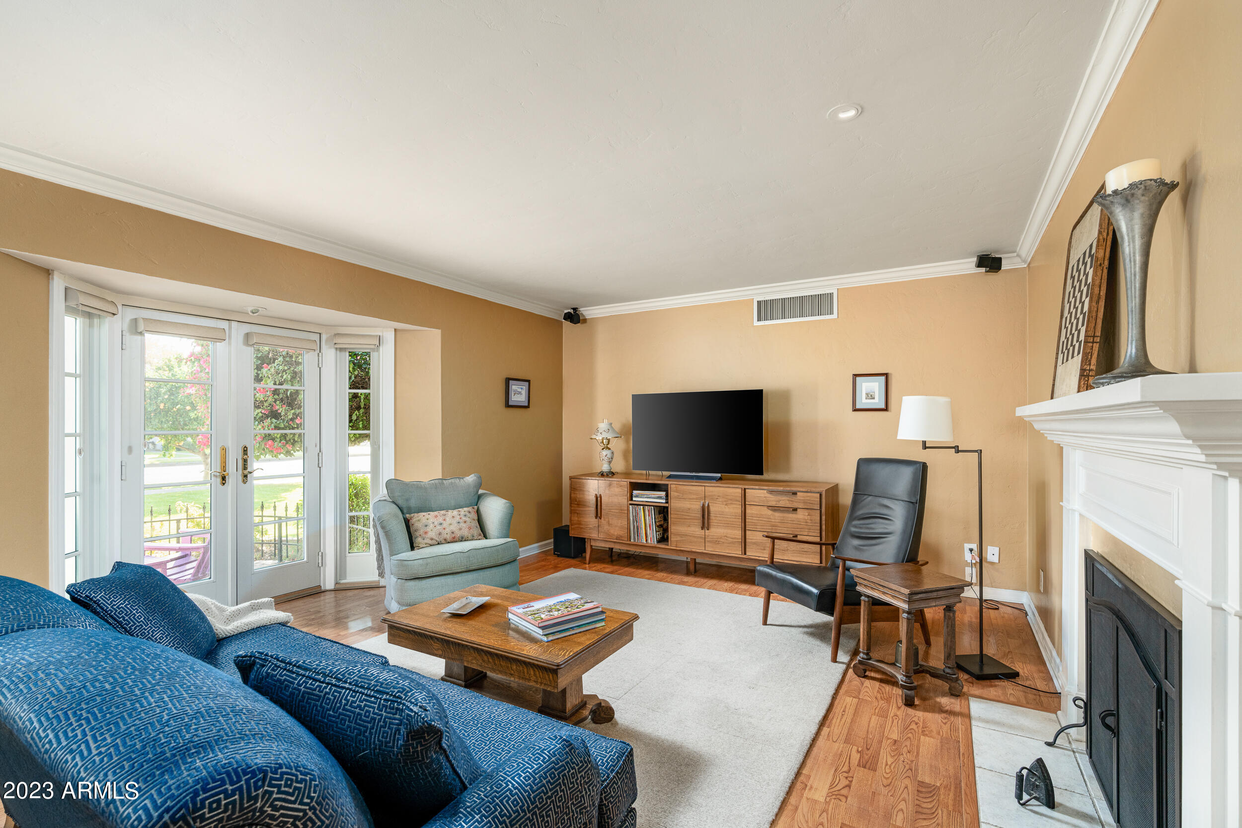 526 W VIRGINIA Avenue