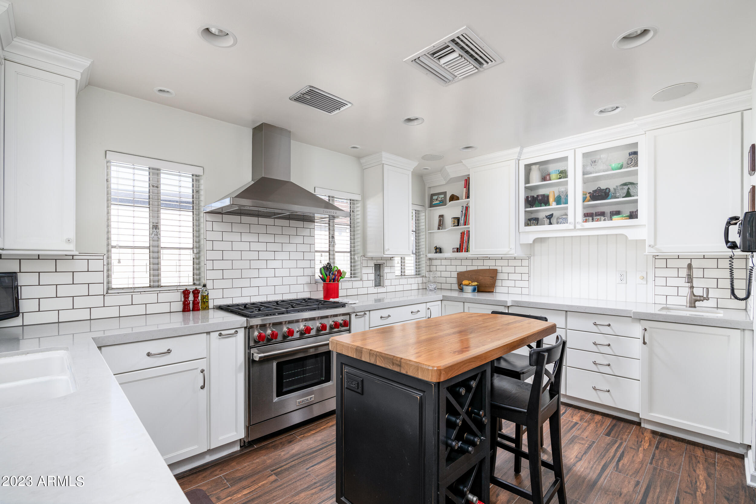 526 W VIRGINIA Avenue