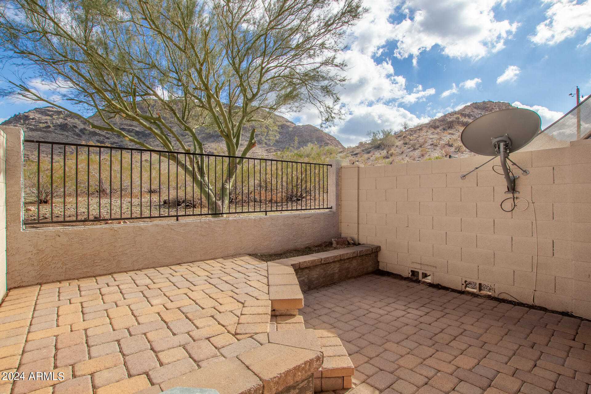 10631 N 15TH Way Unit: 10