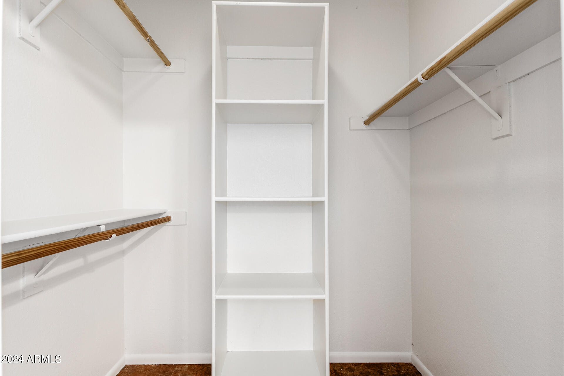 10631 N 15TH Way Unit: 10