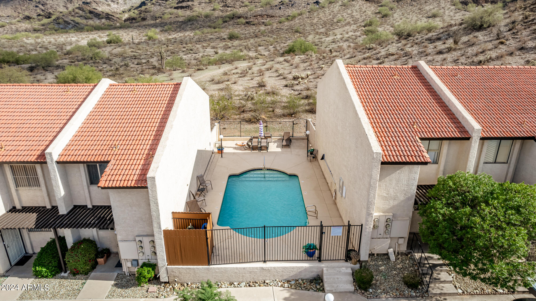 10631 N 15TH Way Unit: 10